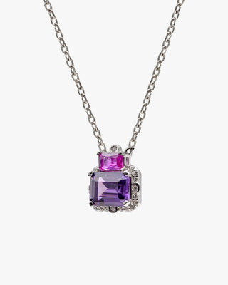 Colgante de plata con piedra lila y detalle fucsia