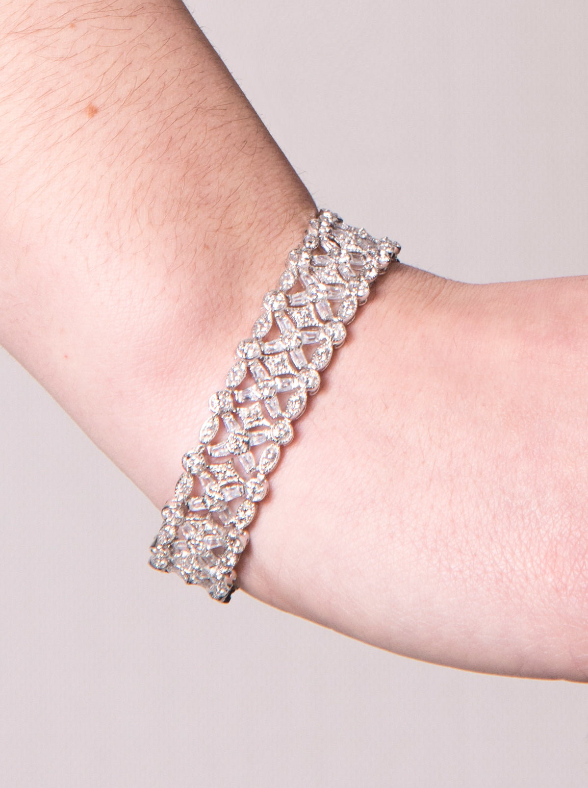 Pulseras brillantes plata con circonitas blancas en diferentes tallas