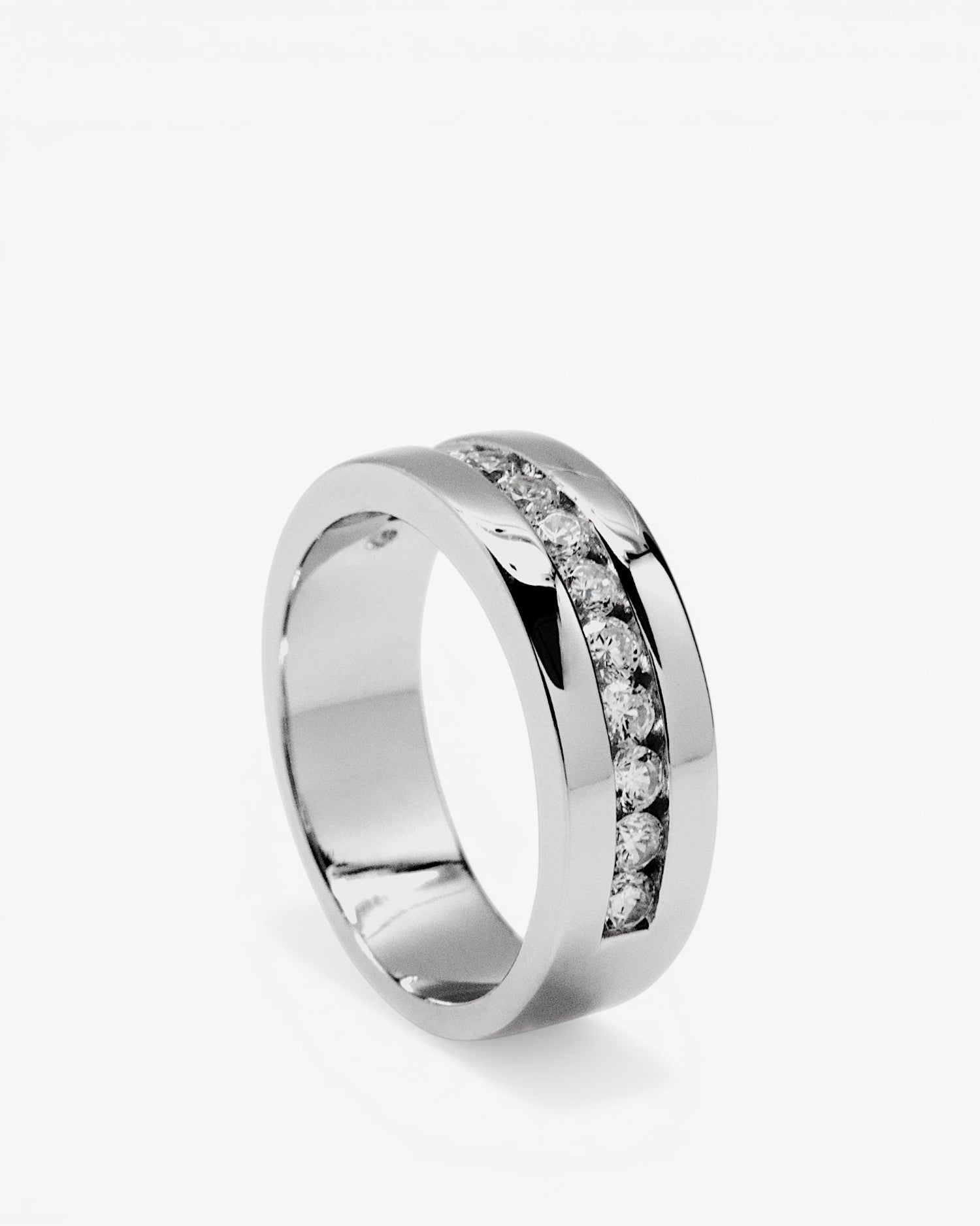 Anillos circonitas diseño de tres carriles de plata lisa y circonitas