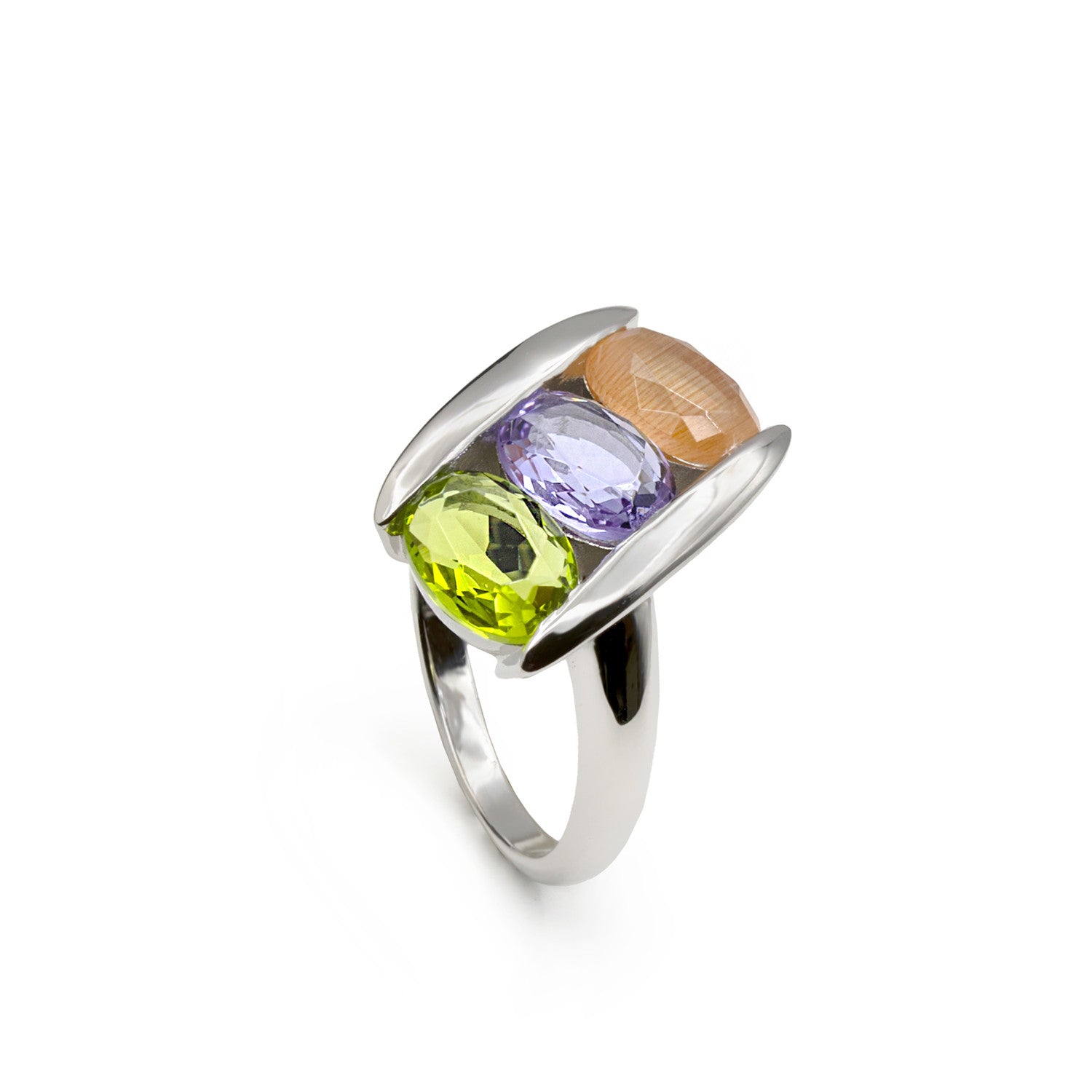 Anillo de plata con tres piedras en tono tierra-LINEARGENT