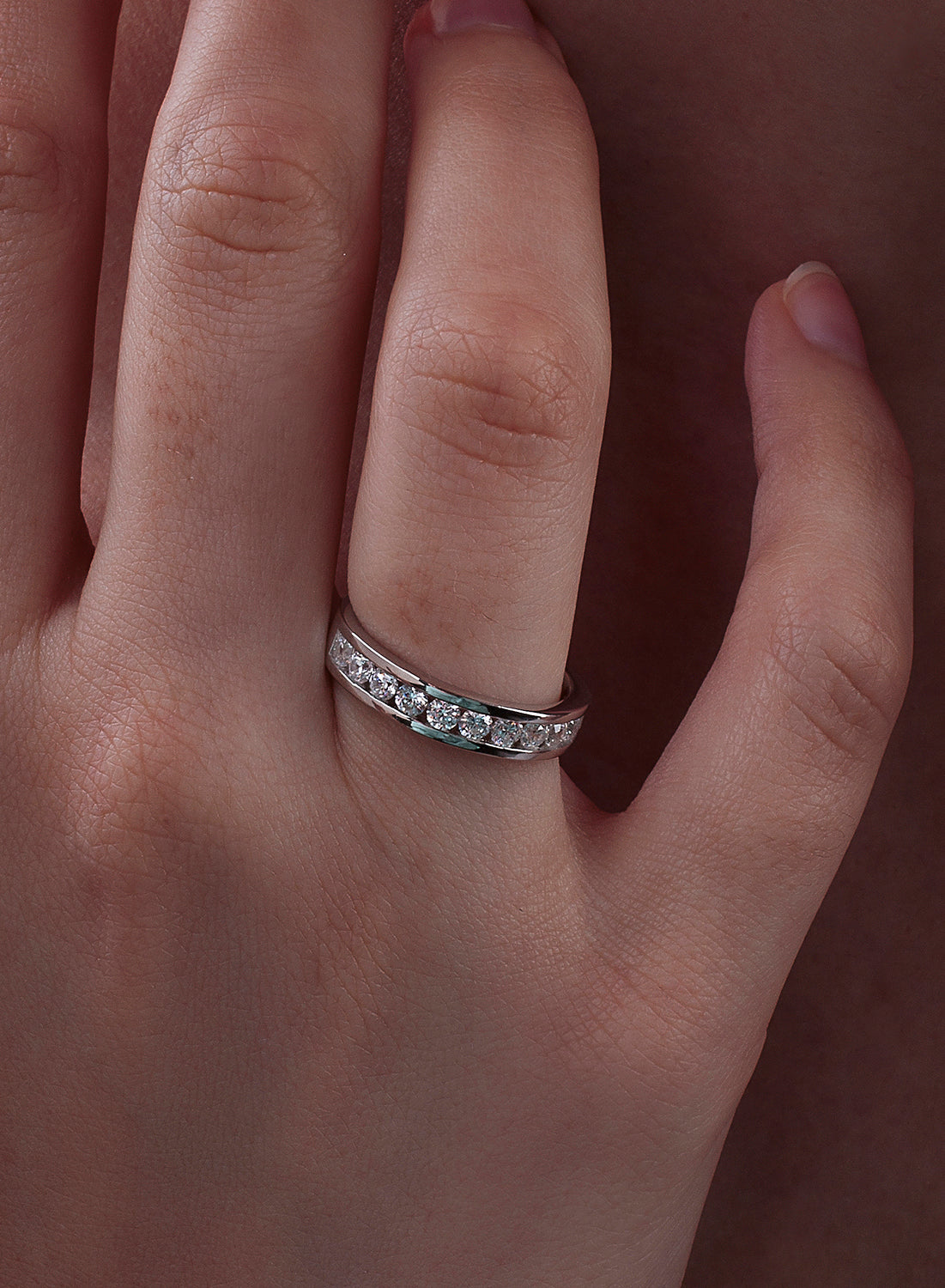 Anillos circonitas diseño brillante combinado con plata lisa-LINEARGENT