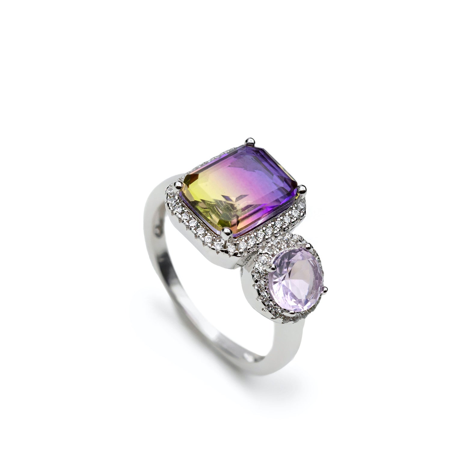 Rings with stones in tones lavender and yellow