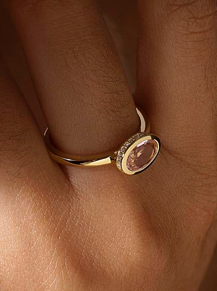 Anillos con piedras talla oval tono rosa y circonitas-LINEARGENT
