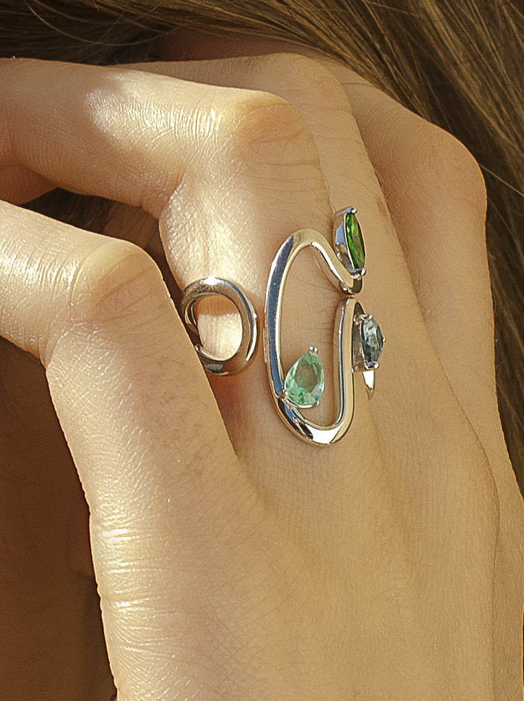 Anillos de diseño con gemas tono zafiro y aventurina-LINEARGENT