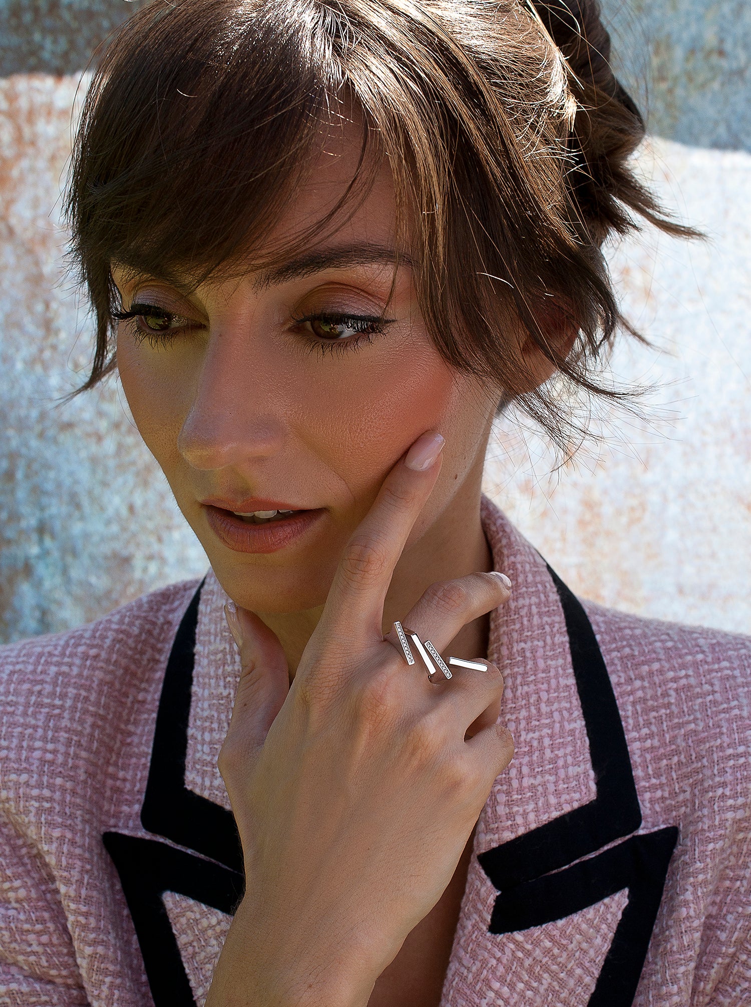 Anillos de diseño de plata escalonado con circonitas