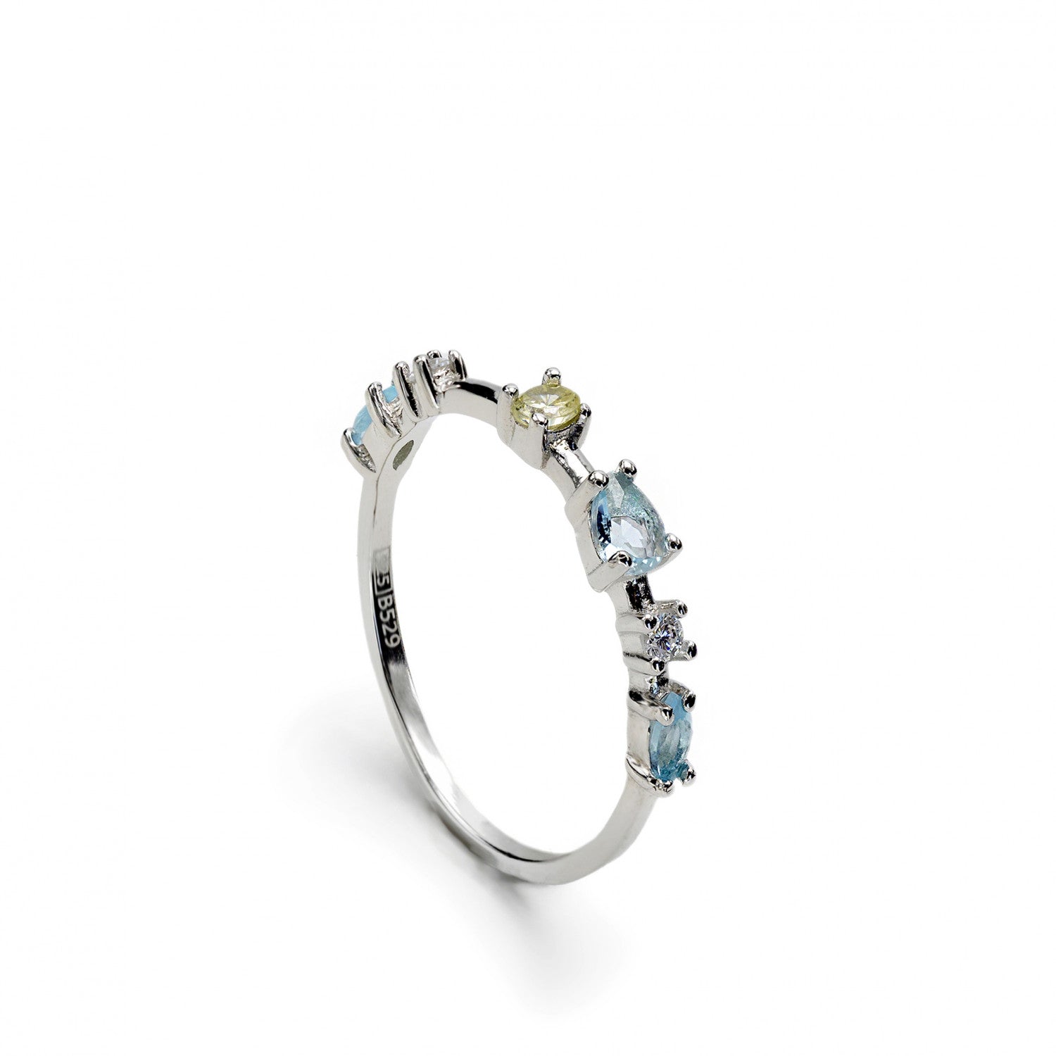 Anillos finos diseño de cuarzos adamantinos espaciados-LINEARGENT