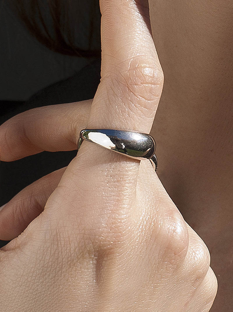 Anillos grandes de plata lisa de diseño ovalado-LINEARGENT