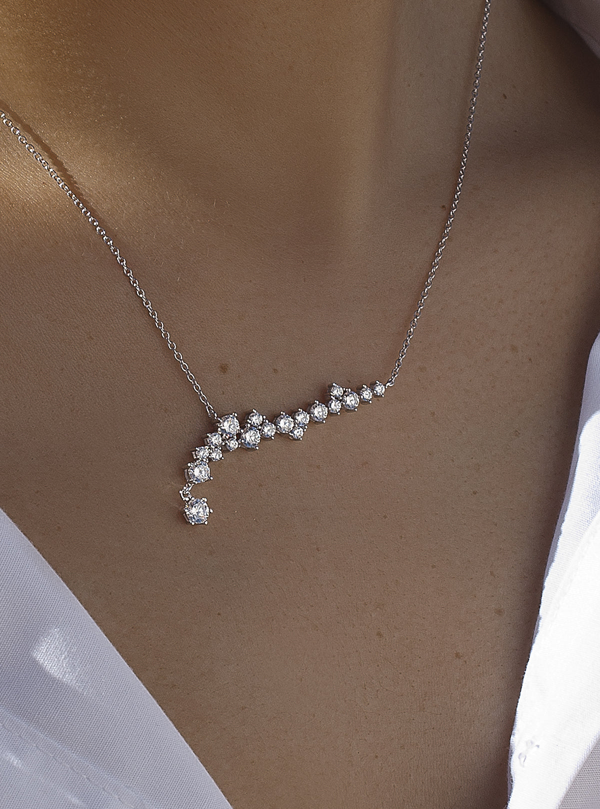 Colgante brillante de plata estilo novia diseño cascada-LINEARGENT