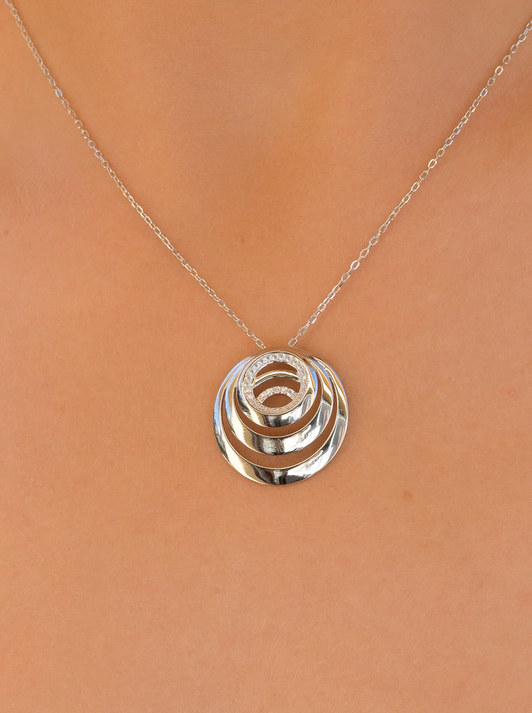 Colgante brillante estilo caracola con circonitas-LINEARGENT