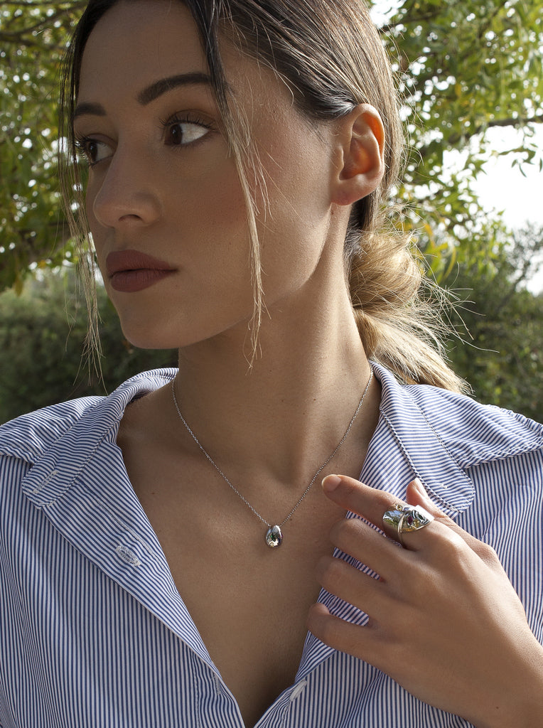 Collares con piedras diseño de gota en plata