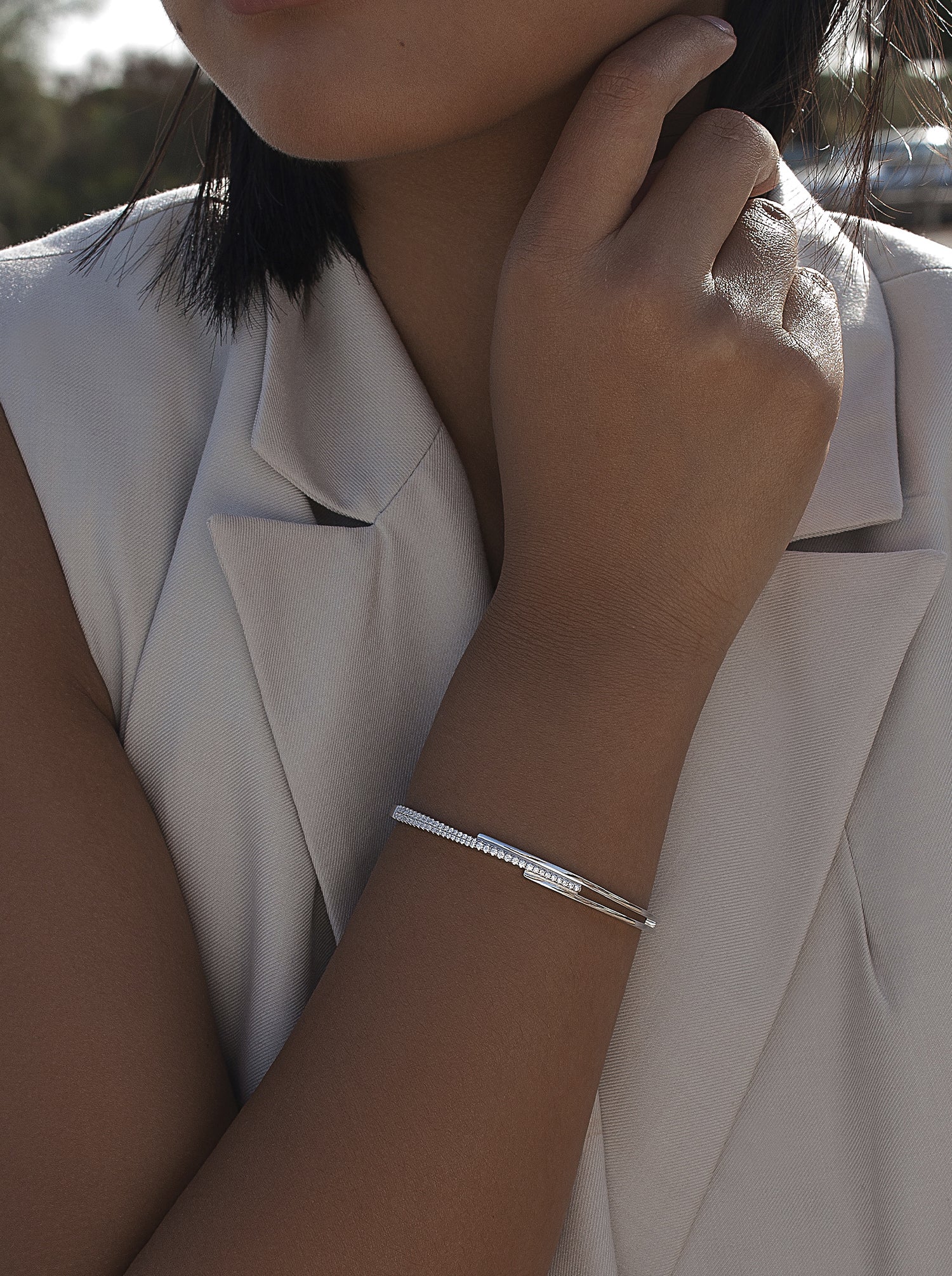 Pulsera de plata esclava fina con circonitas