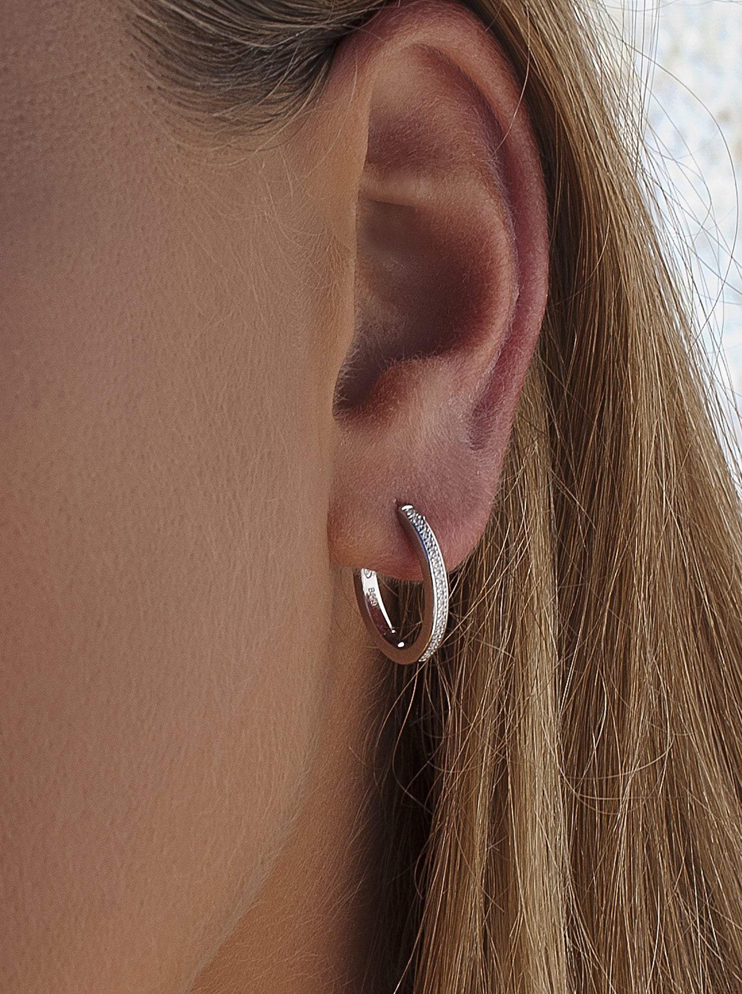 Pendientes aro de plata diseño con circonitas-LINEARGENT