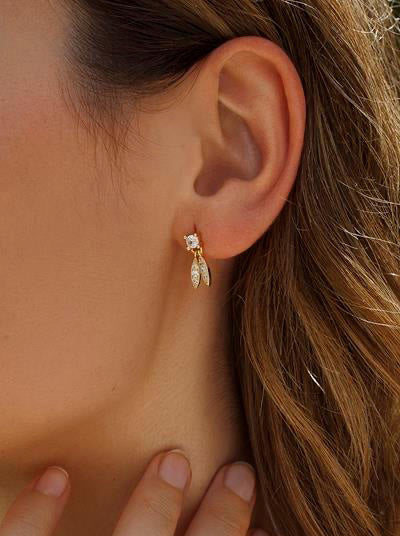 Pendientes brillantes pequeños charm de hoja con engaste de circonitas-LINEARGENT