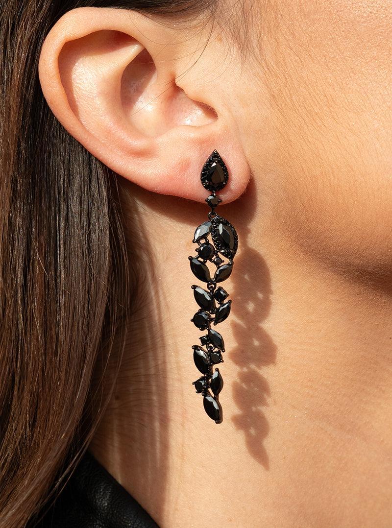 Pendientes largos brillantes novia plata rutenio diseño floral-LINEARGENT