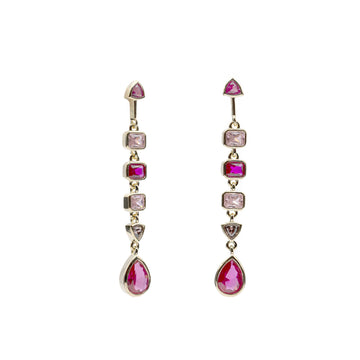 Pendientes largos con piedras diferentes formas en tonos rosa