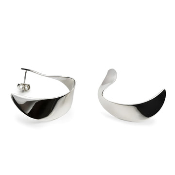 Pendientes originales en forma de curva y envolvente