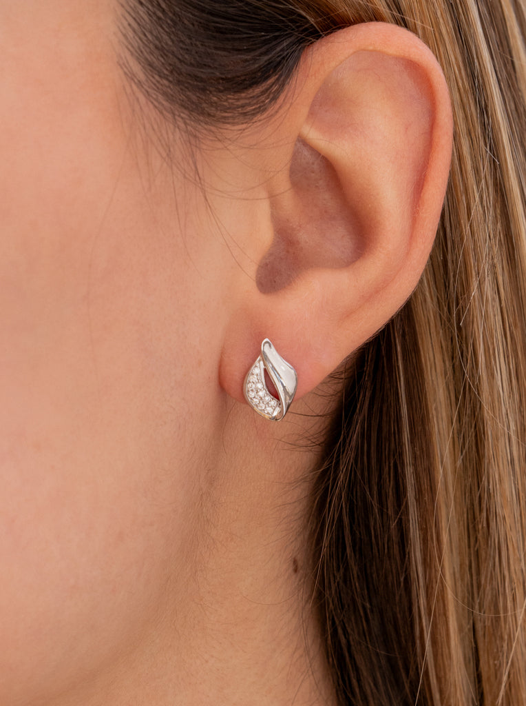 Pendientes pequeños de plata con circonitas enlazado-LINEARGENT