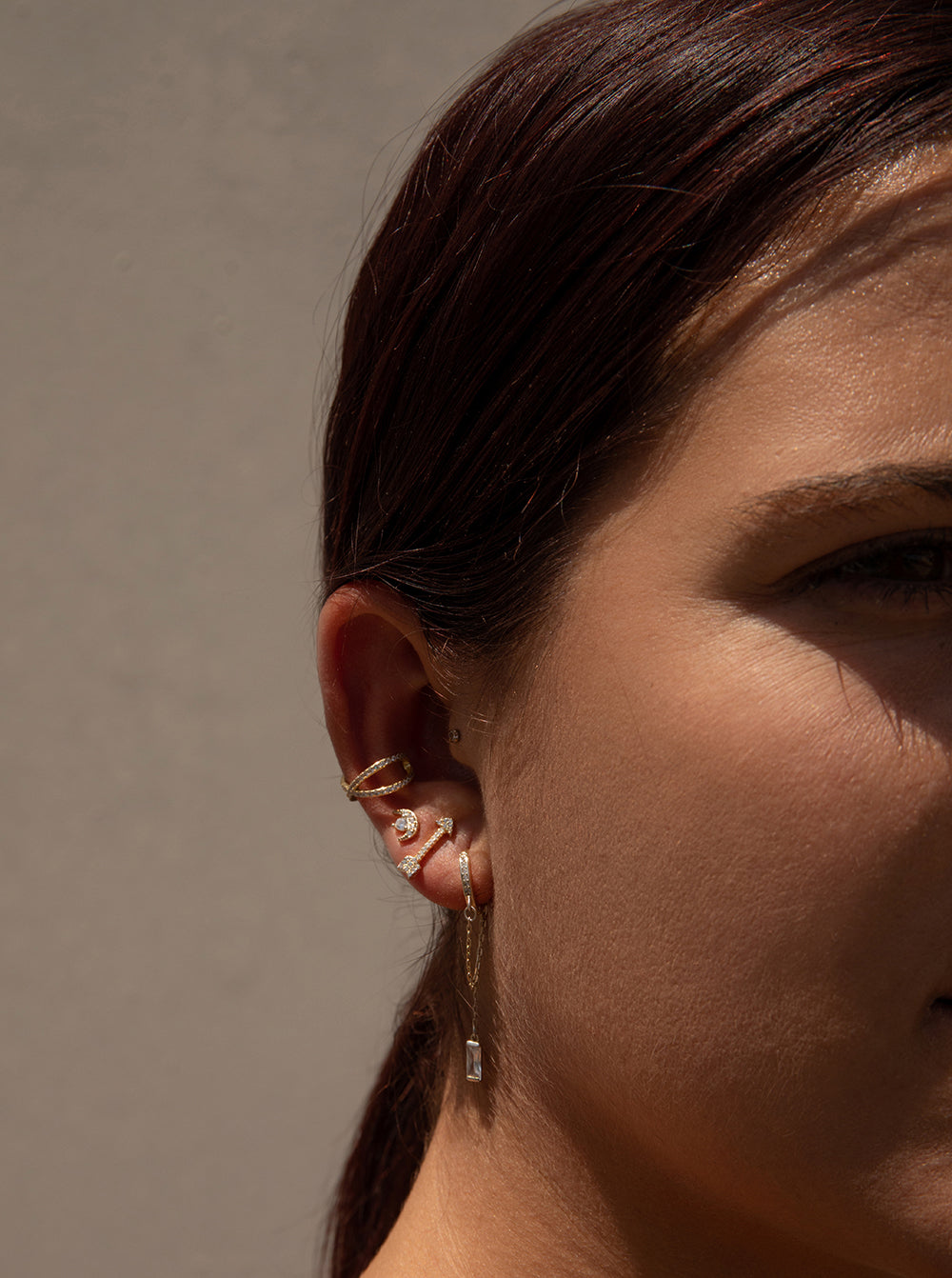 Piercing de plata baño dorado diseño mini luna y circonitas-LINEARGENT