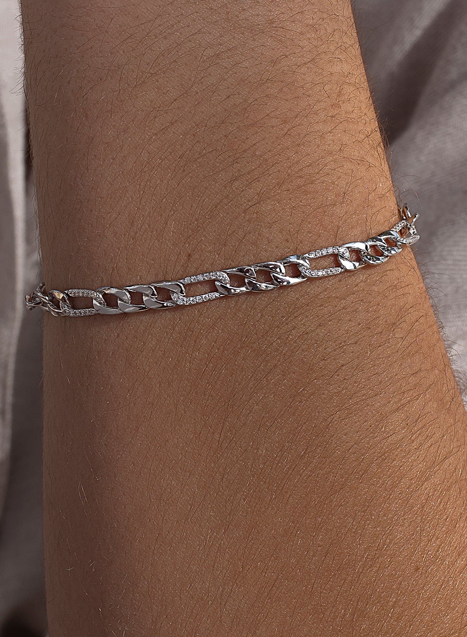 Pulsera eslabones plata diseño de cadena brillante