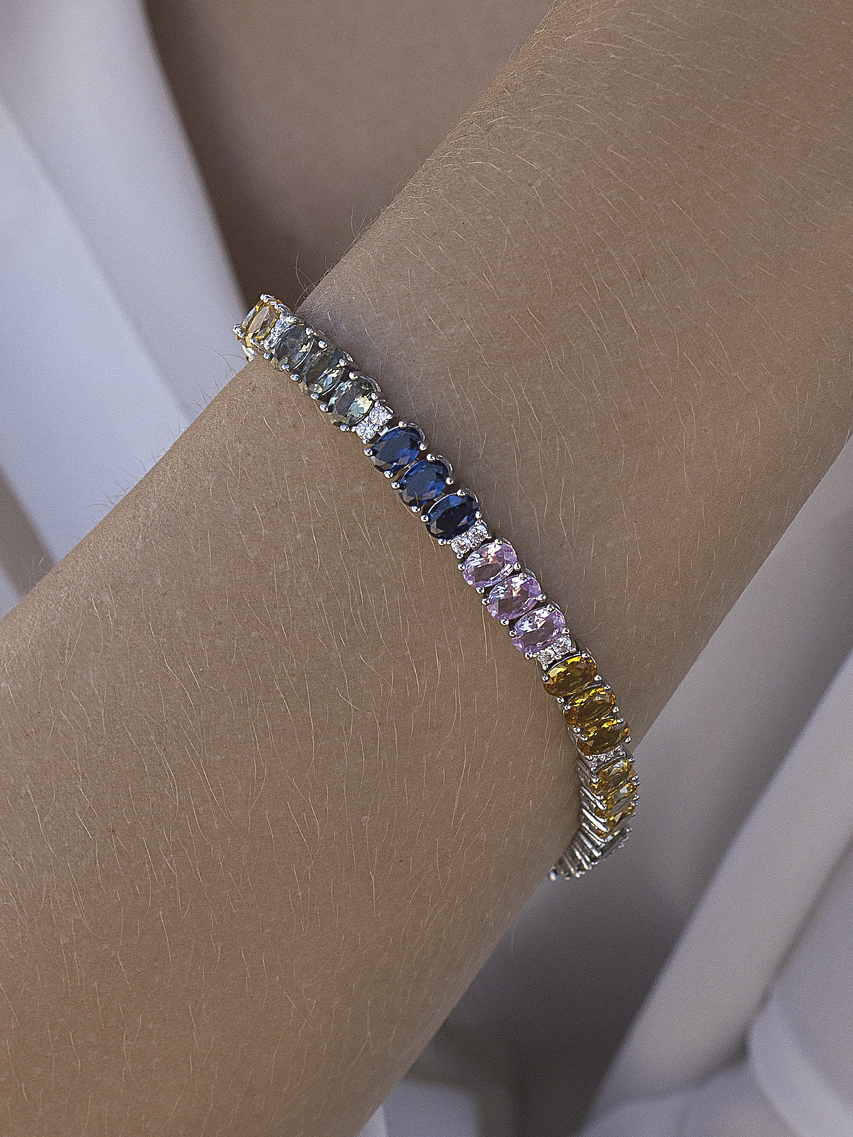 Pulseras con piedras diseño combinado con circonitas