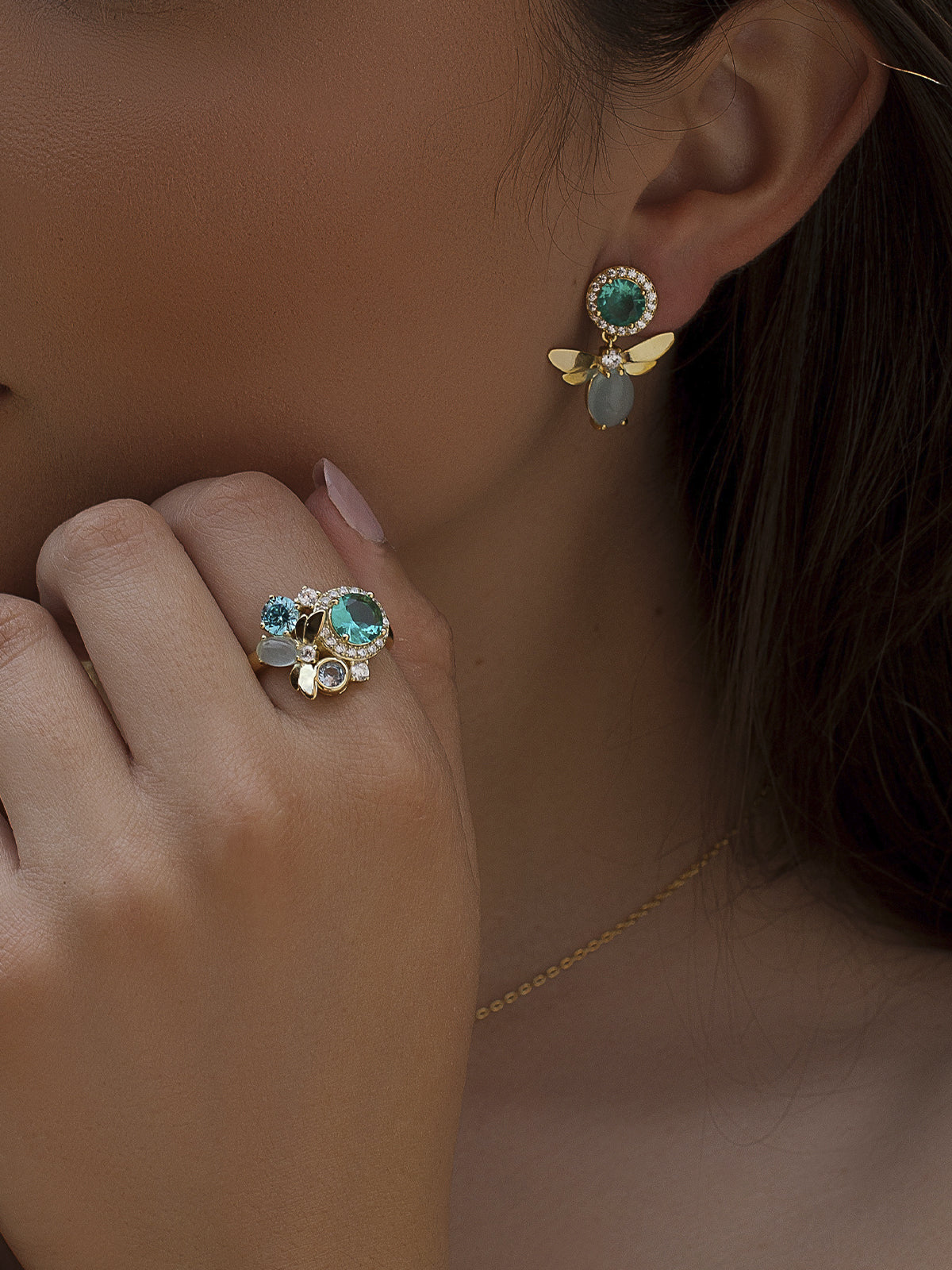 Anillo libélula de plata oro verde y azul