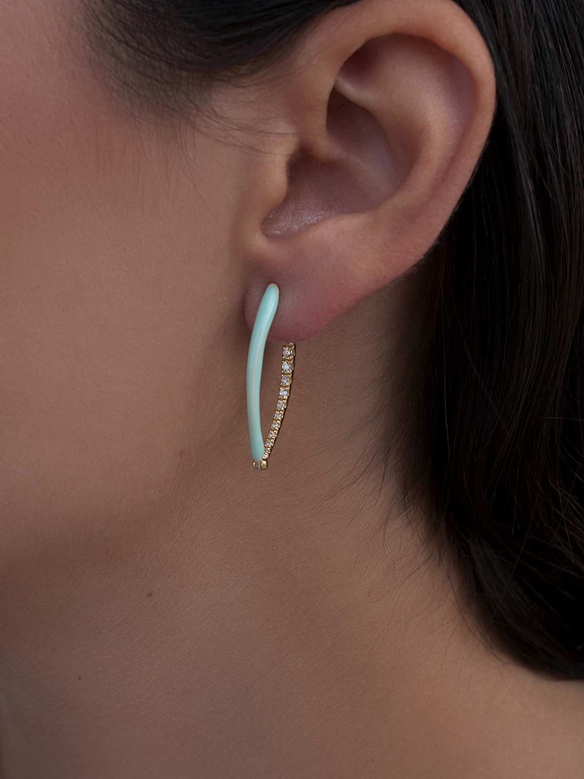 Boucles d'oreilles originales en argent et émail rose