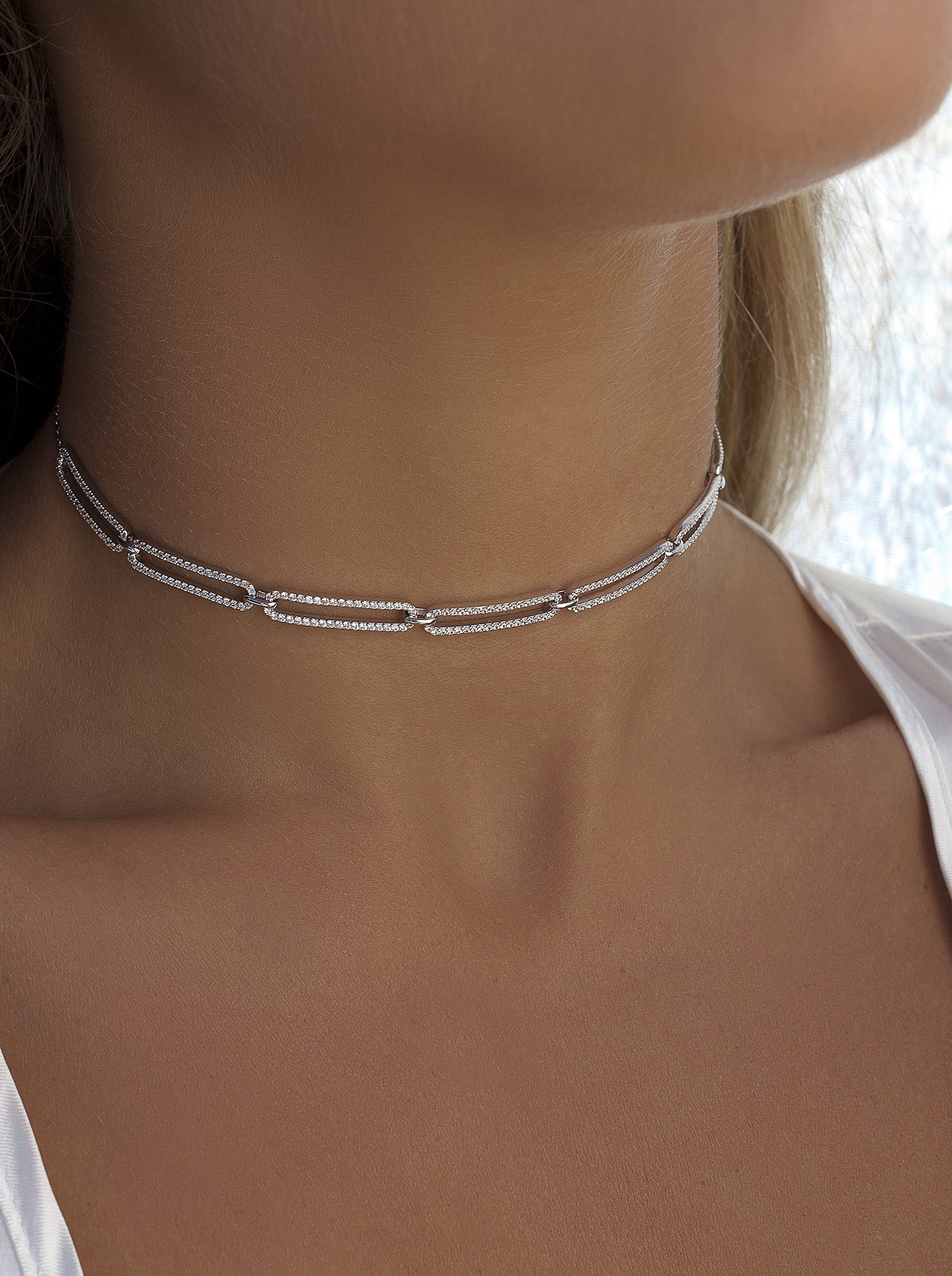 Collar cadena de plata diseño rectangular y circonitas