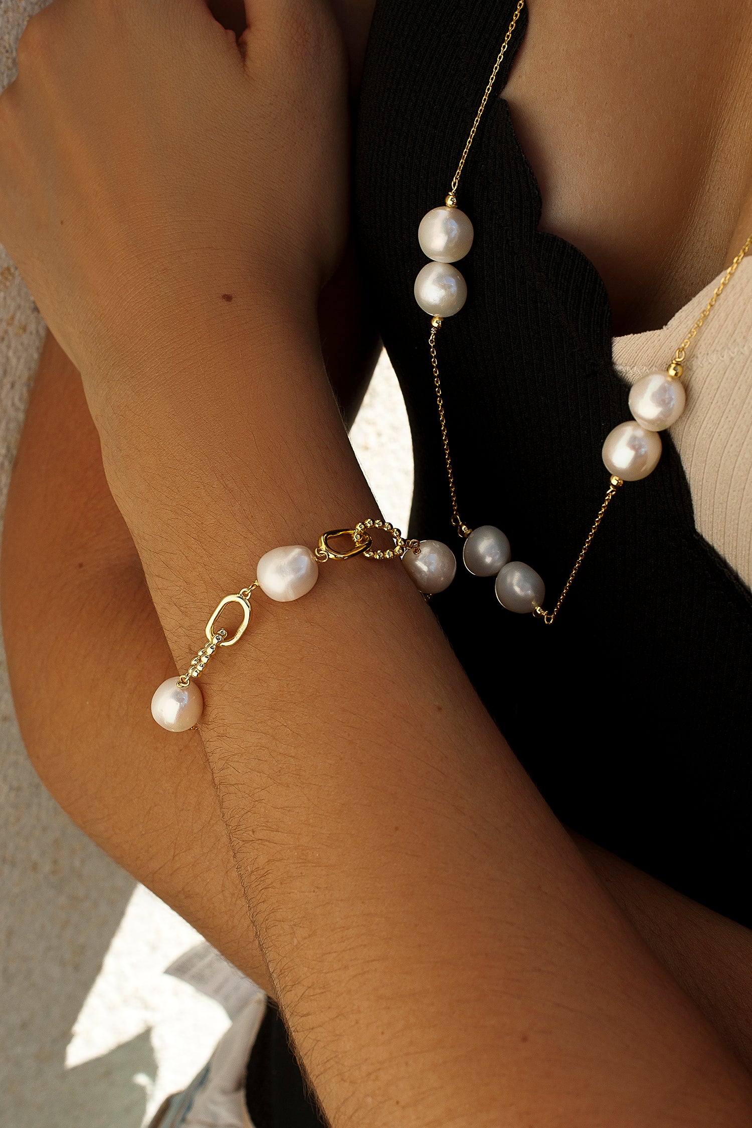 Pulseras de perlas en plata triple diseño