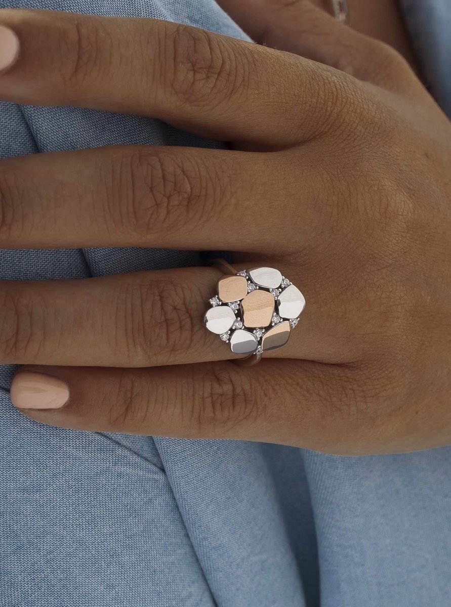 Anillos bicolor diseño de flor abstracta con circonitas-LINEARGENT