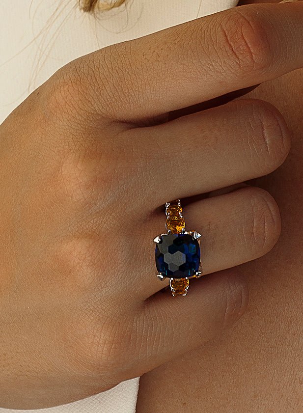 Anillos con piedras en plata cuarzo adamantino azul-LINEARGENT