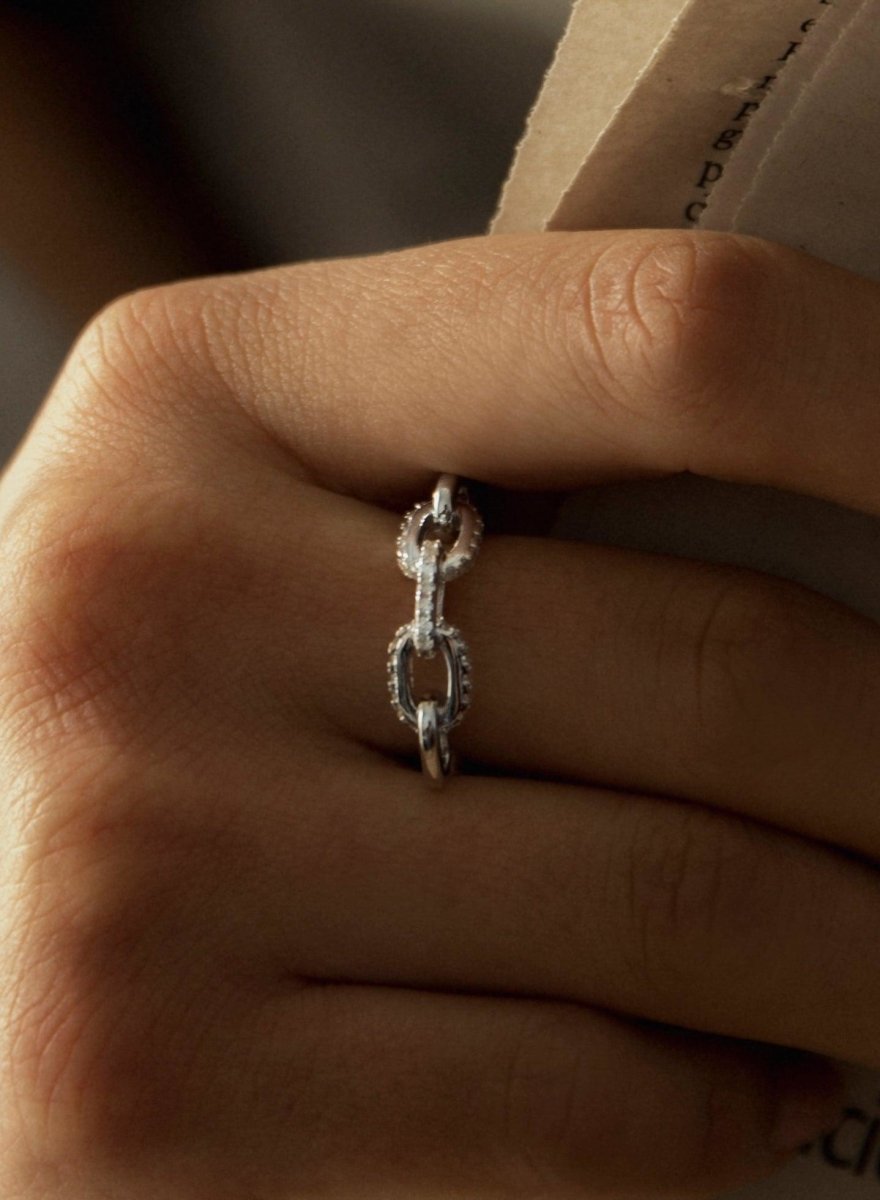 Anillos finos de plata diseño de cadena y circonitas-LINEARGENT