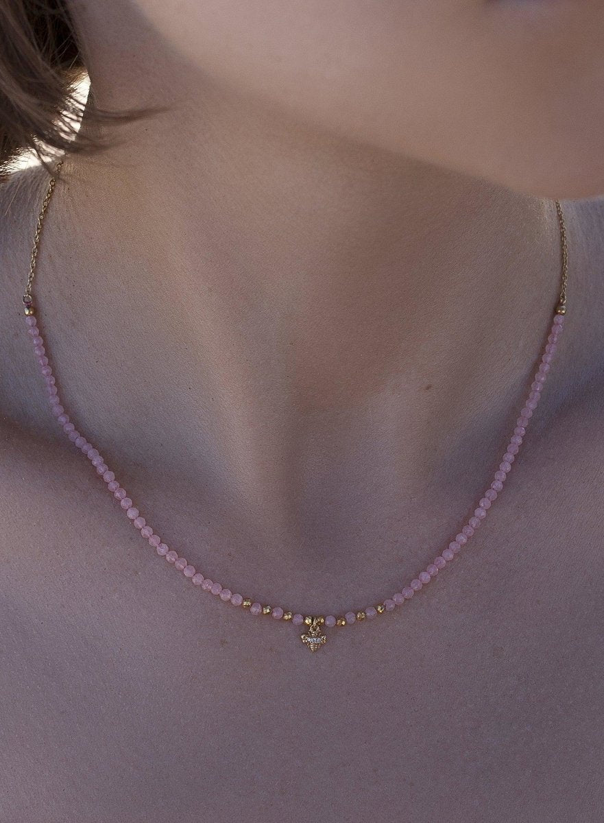 Collares cortos diseño charm de abeja con abalorios-LINEARGENT