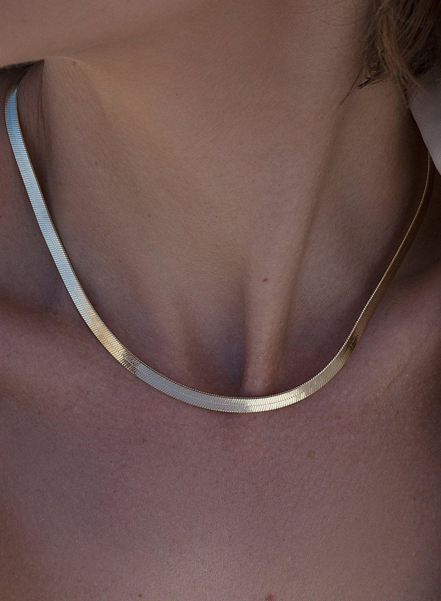 Collares cortos en plata dorado diseño snake grueso-LINEARGENT