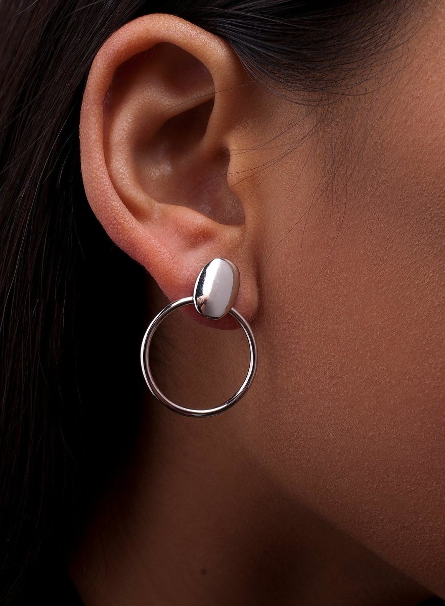 Pendientes aro diseño sostenido por una pieza ovalada-LINEARGENT