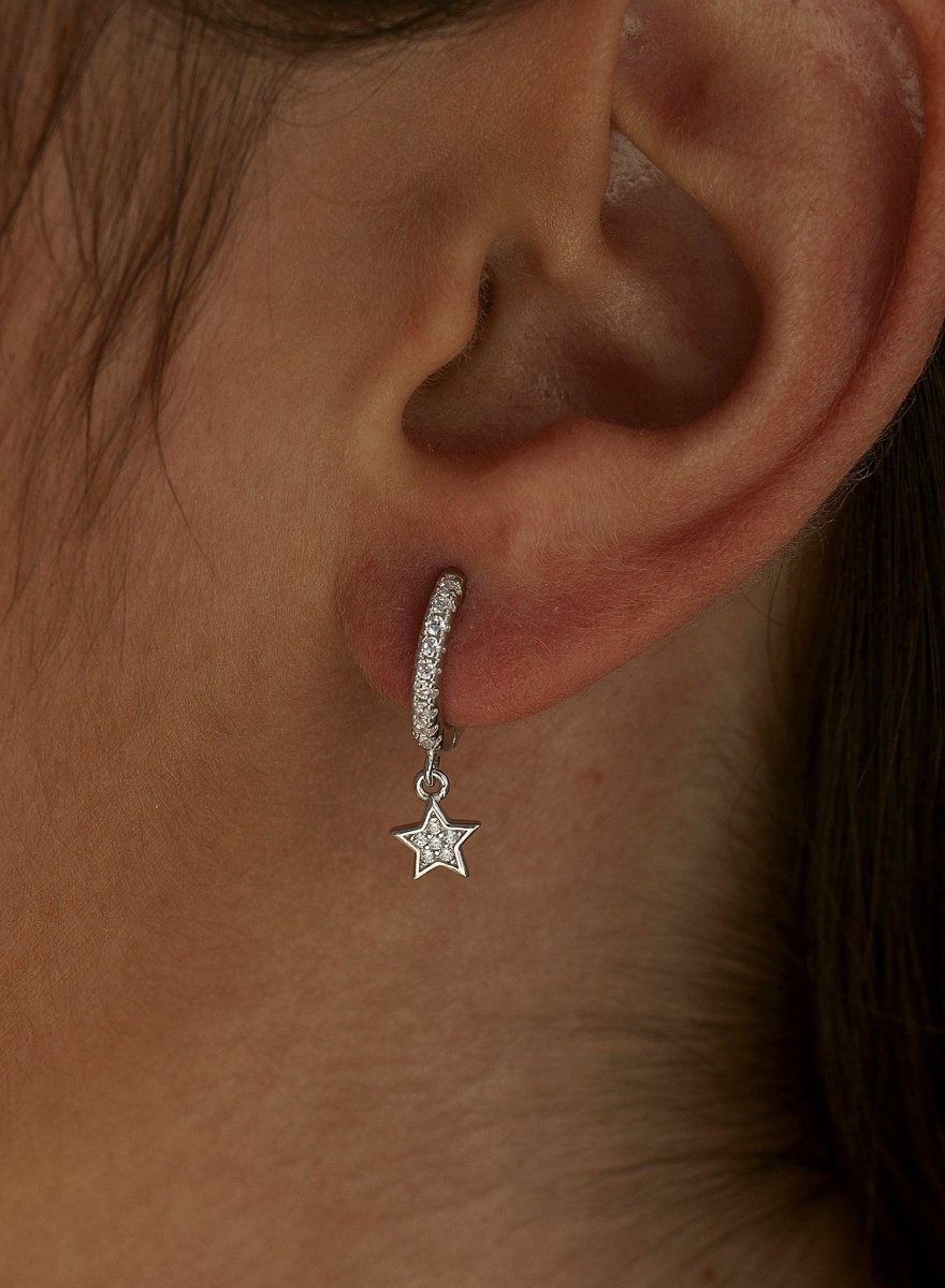 Pendientes aros con colgantes de plata y charm de estrella con circonitas-LINEARGENT