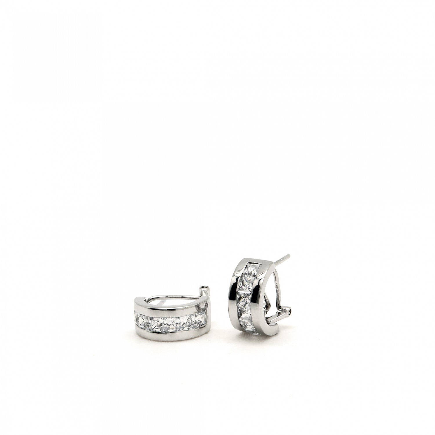 Pendientes cierre omega con circonita faceteada talla princesa-LINEARGENT