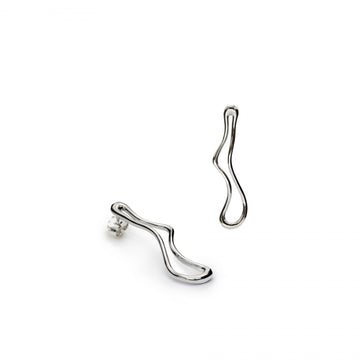 Pendientes originales de plata líquido irregular en plata lisa