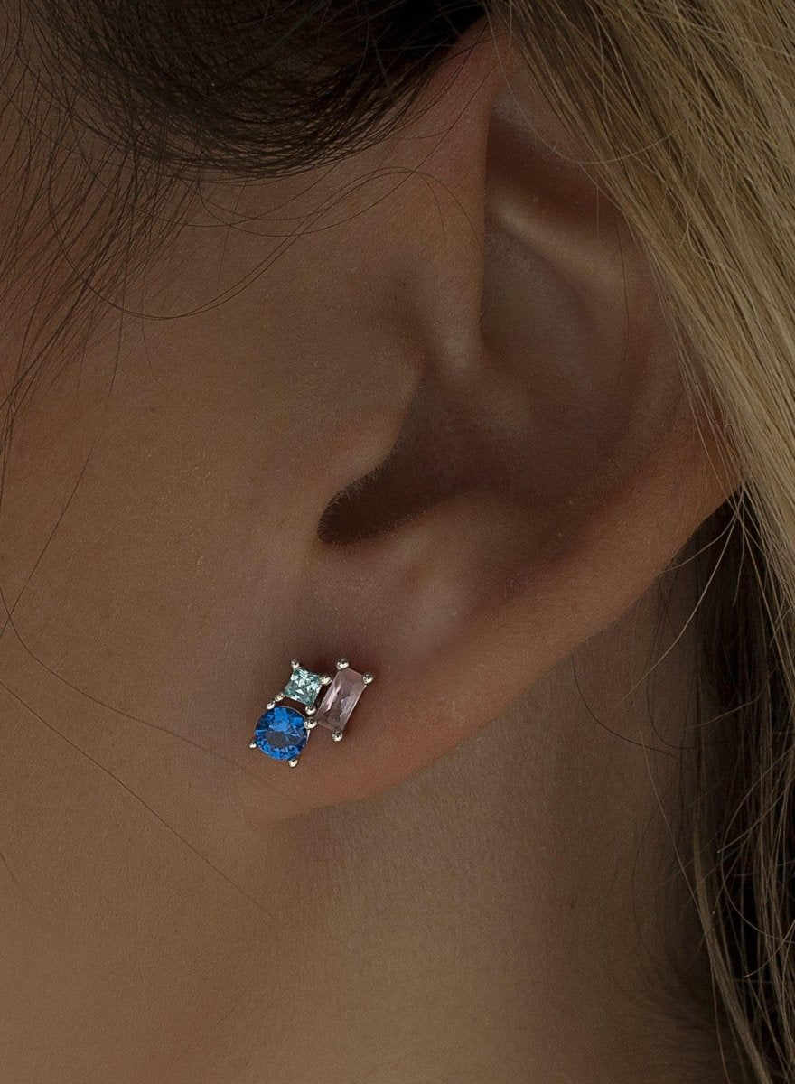 Pendientes pequeños diseño de dos cuarzos adamantinos-LINEARGENT