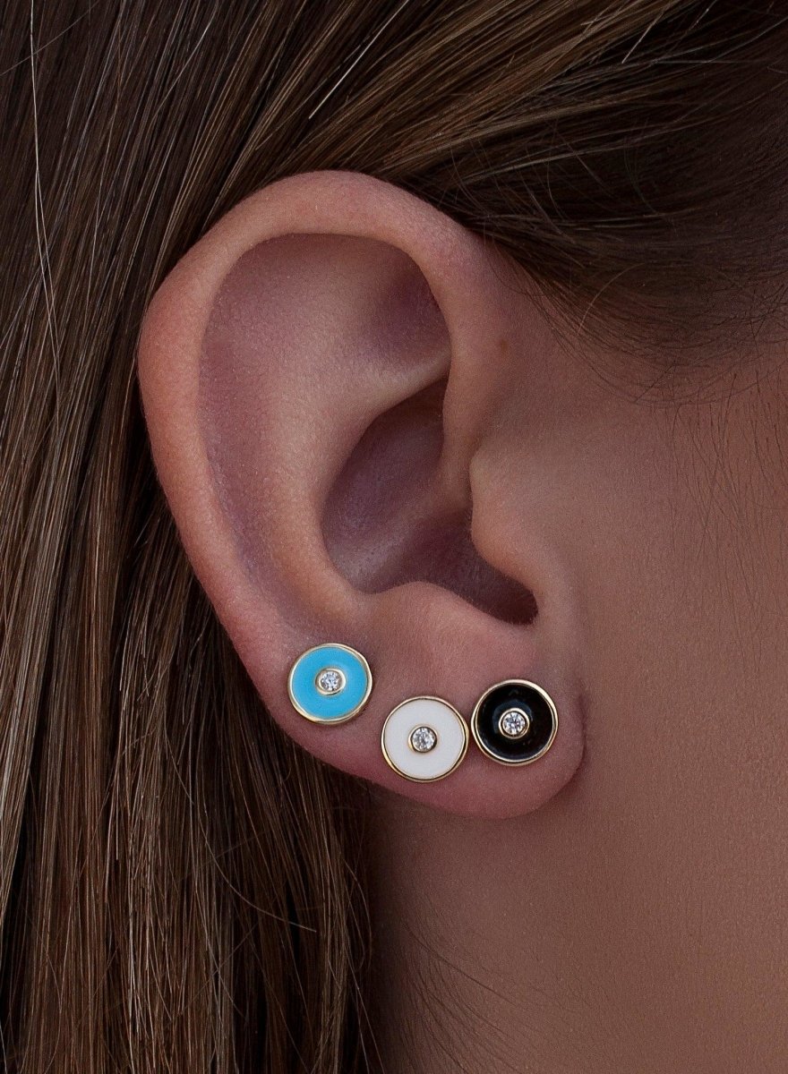 Pendientes pequeños plata circular esmalte negro-LINEARGENT
