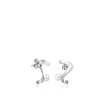Pendientes plata diseño serpentina con una perla