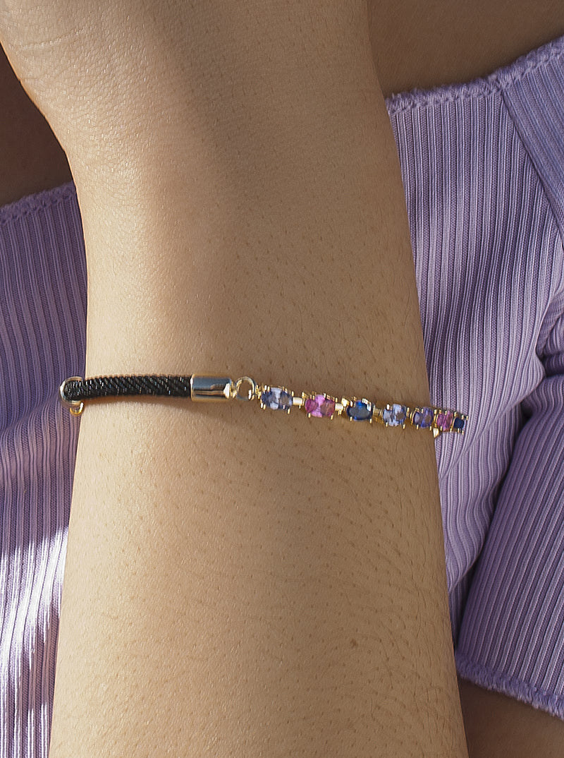 Pulsera con piedras de colores centrales y cordon.-LINEARGENT