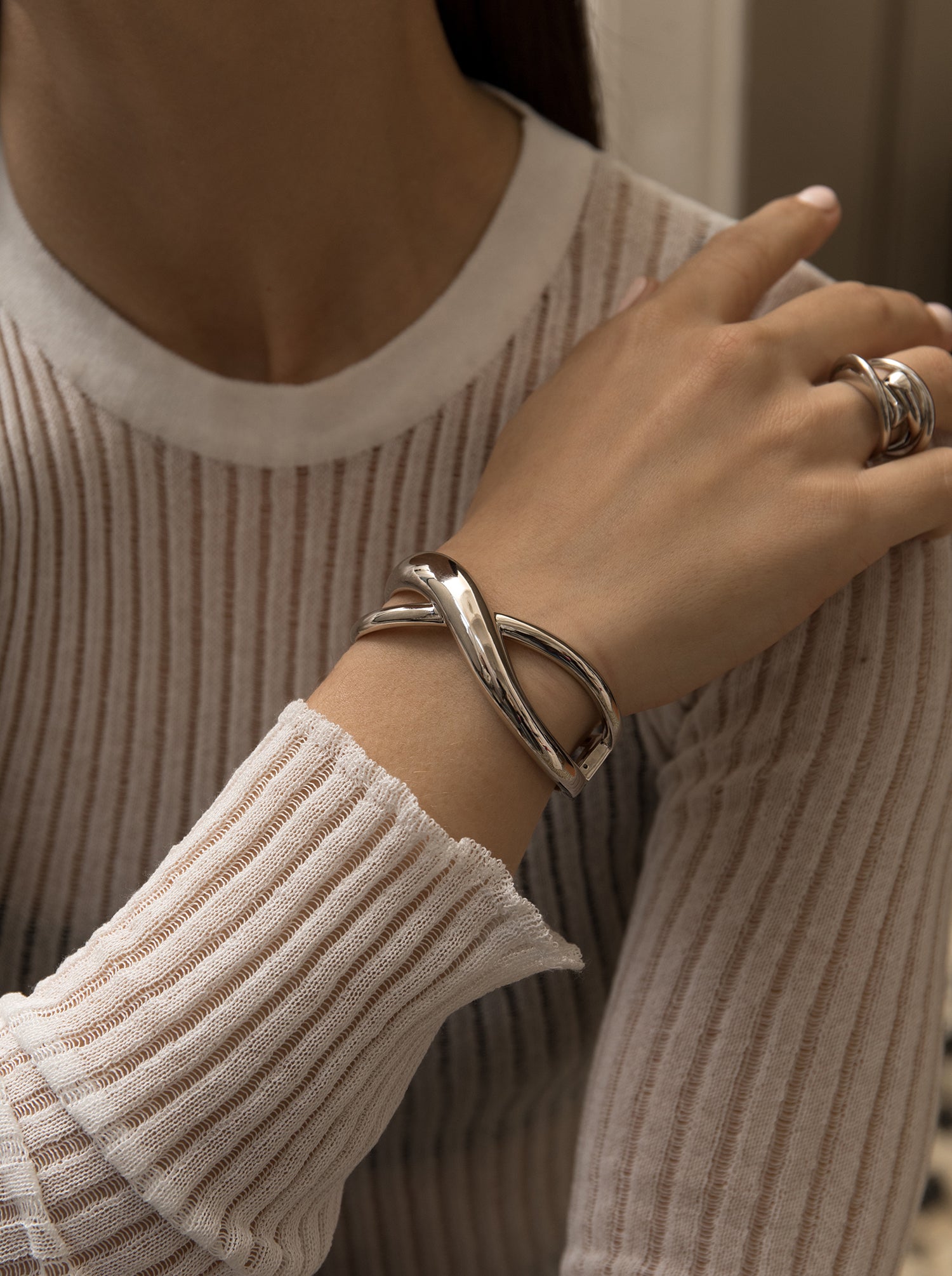 Pulsera esclava diseño doble carril en plata lisa