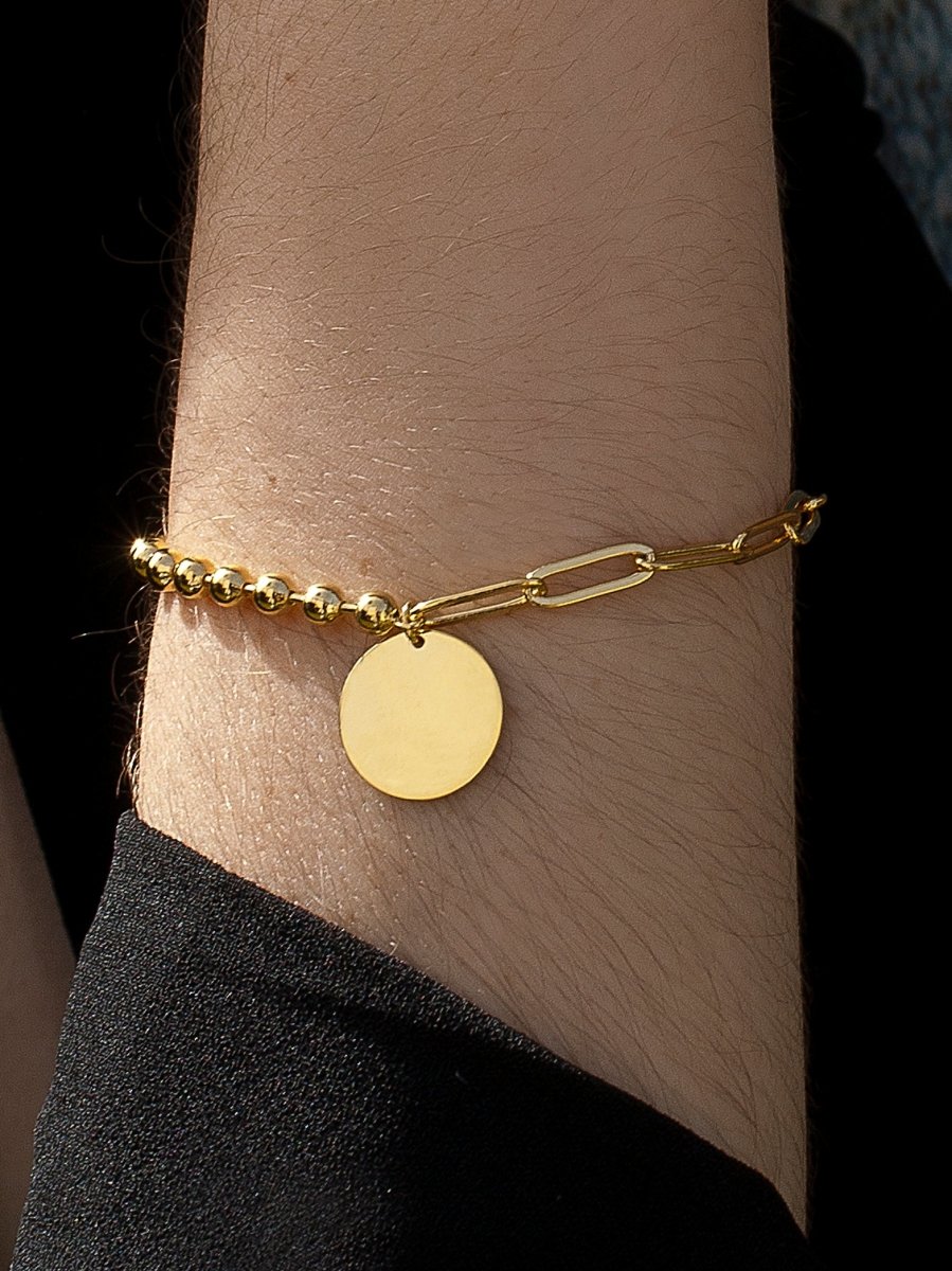 Pulseras con colgantes de plata bañados en oro con charm redondo y bolitas-LINEARGENT