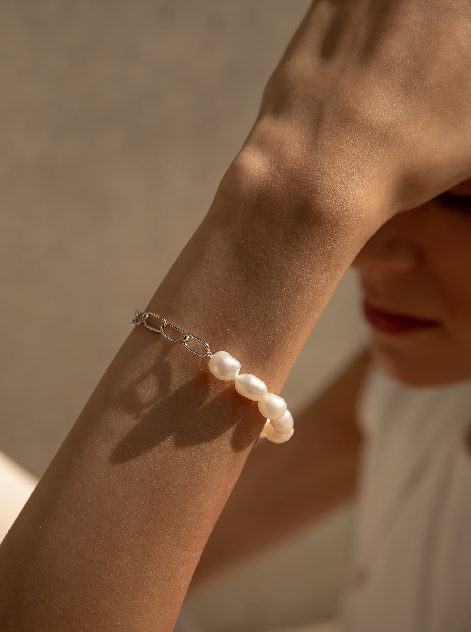 Pulseras de perlas en plata diseño eslabones