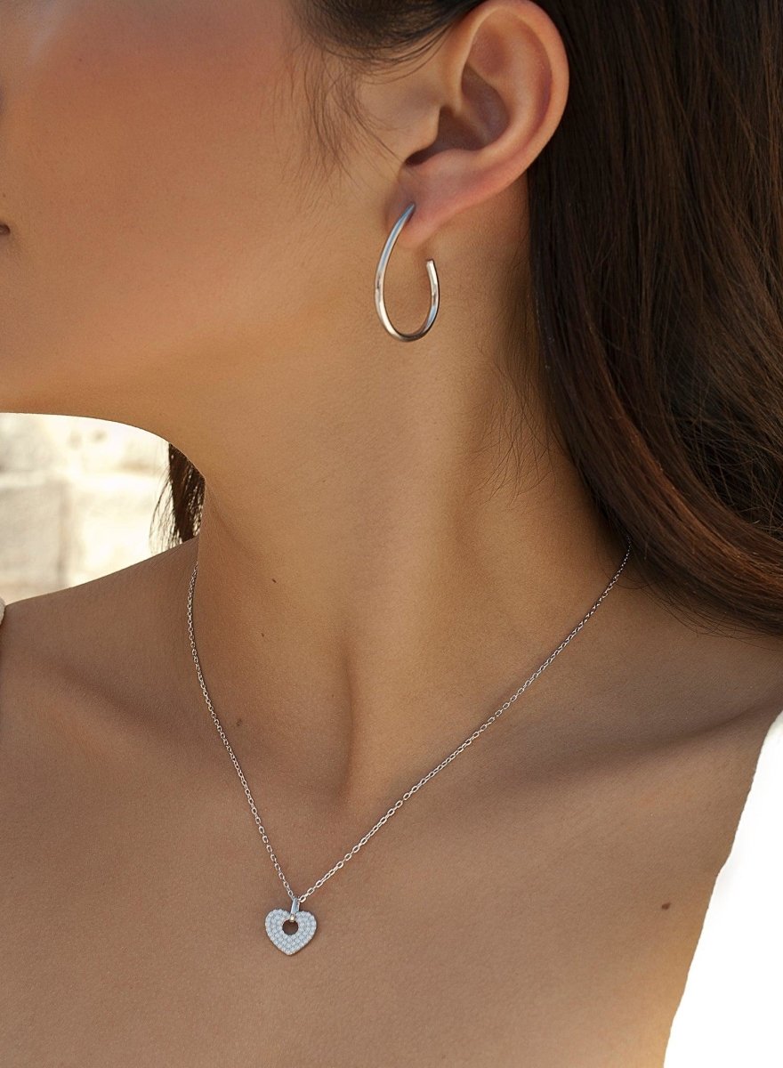 Collar · Colgantes pequeños de plata diseño corazón circonitas