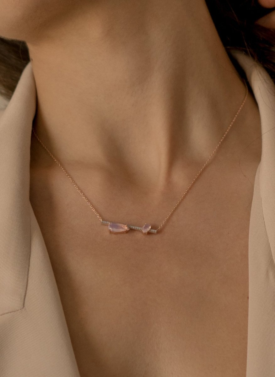 Collar · Collares con piedras en plata diseño lineal rosa claro