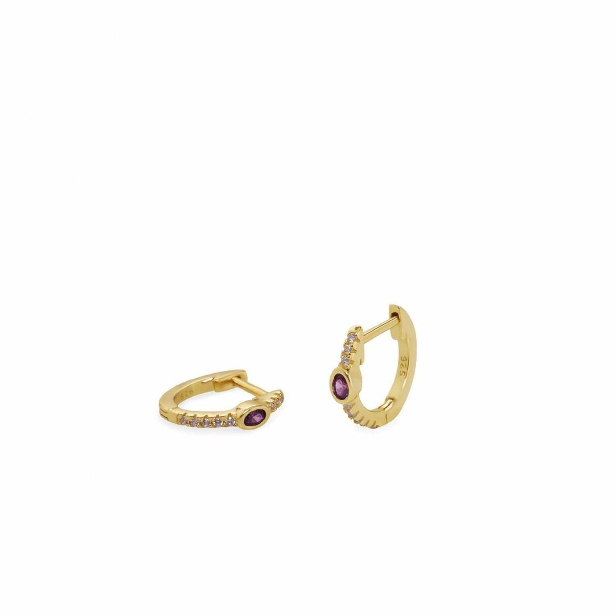 Pendiente · Pendientes aros pequeños bañados en oro talla ovalada con circonitas