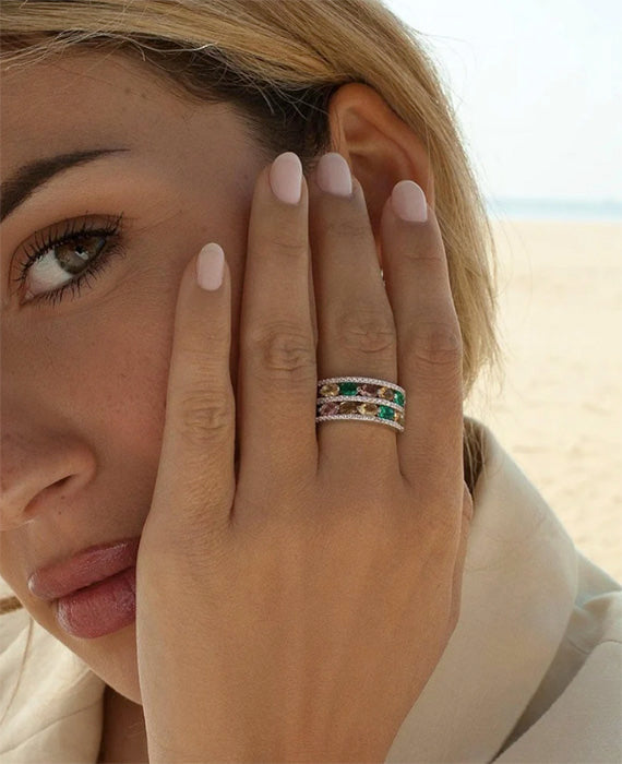 Anillos de plata con piedras de colores la mejor elección