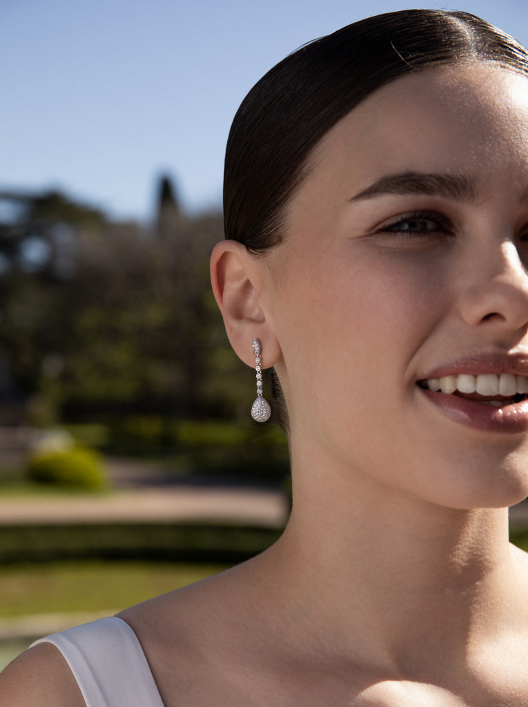 Pendientes novia swarovski de plata diseño colgante con circonita