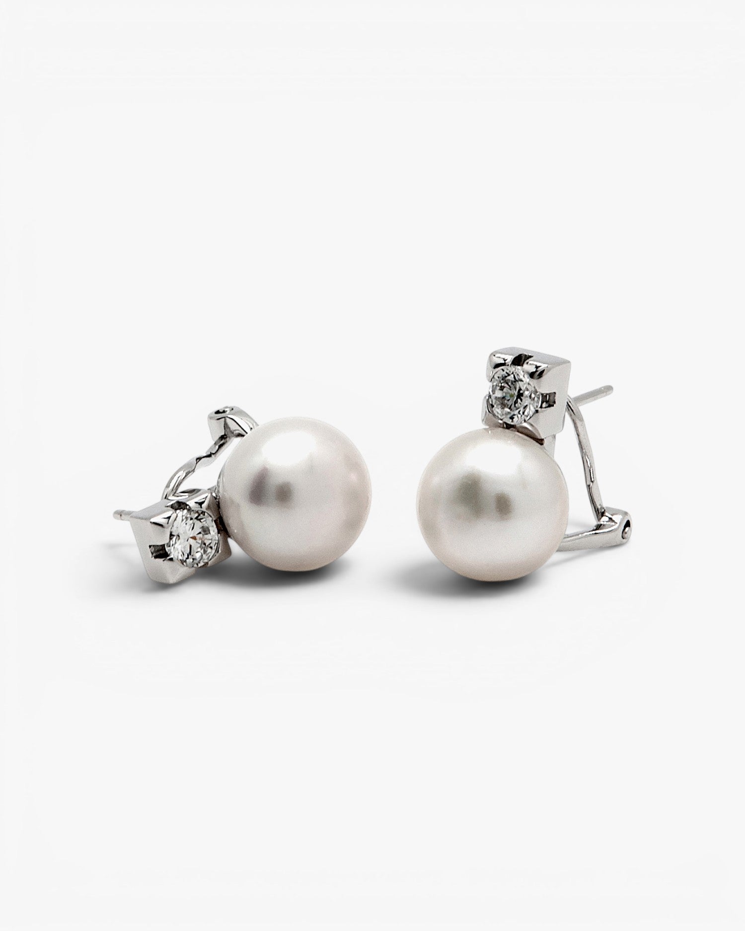 Pendientes perlas detalle cuadrado y circonita estilo tu y yo